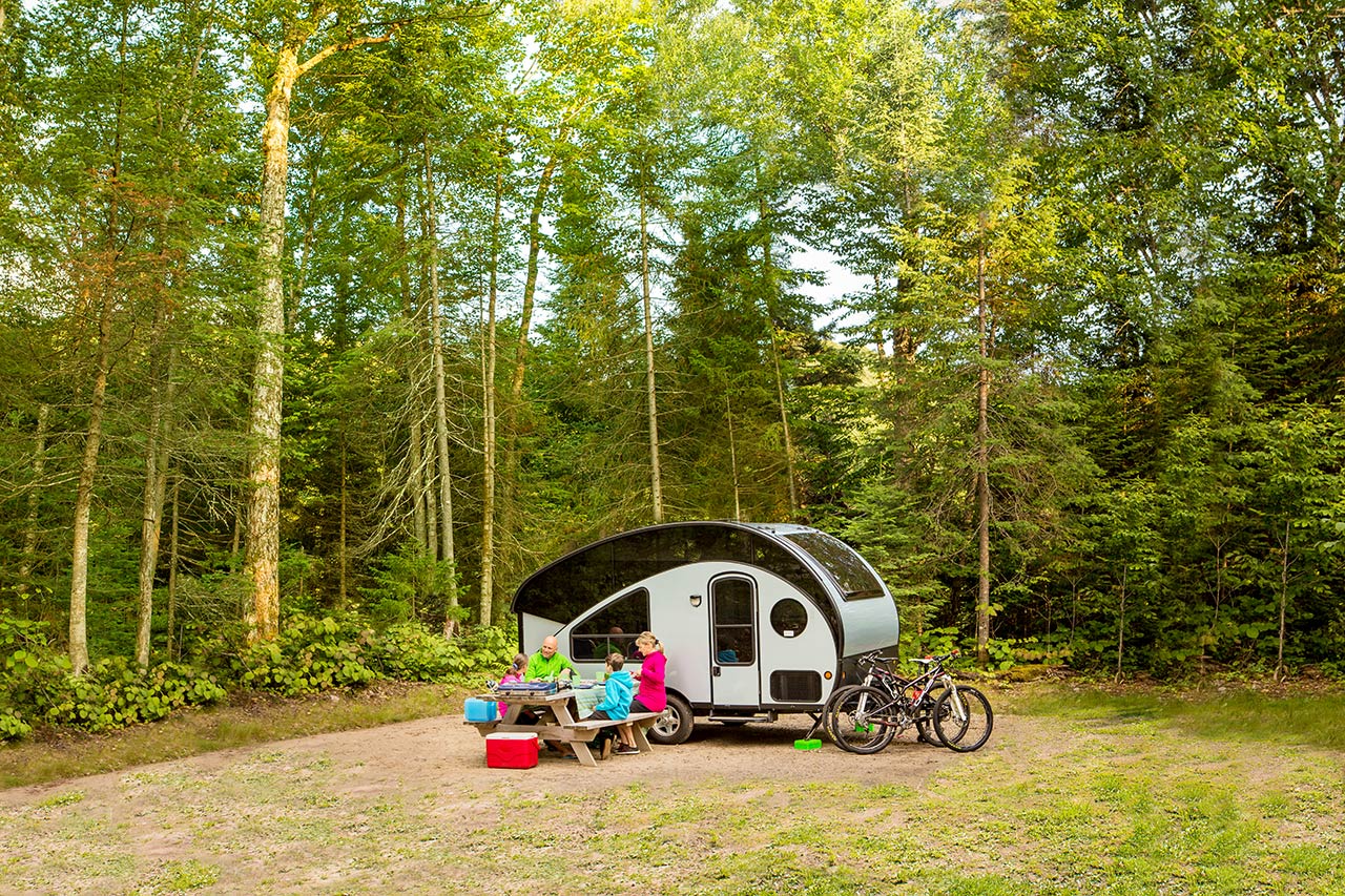 - Camping Caravaning - Camping Caravaning