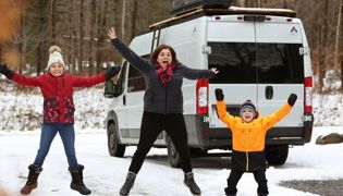 Une entrepreneure de Magog part en VR pendant quatre mois avec ses deux enfants