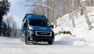 Troquer le chalet pour la «vanlife», en toute saison