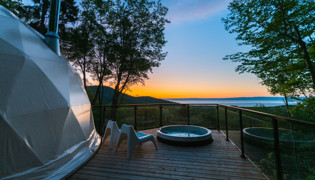 15 dômes à louer en forêt au Québec