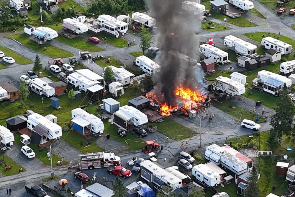 - Camping Caravaning - Camping Caravaning