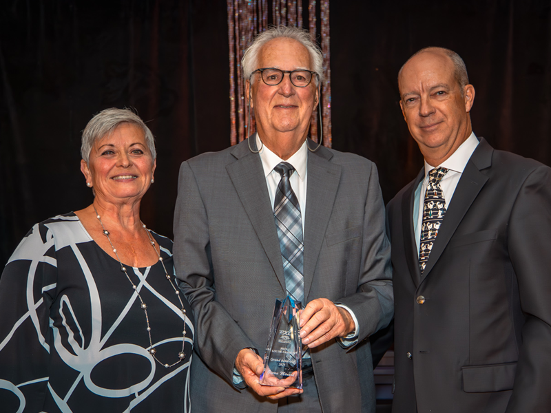 Francine Nault (ex-secrétaire FQCC) Pierre ménard, Alain Boyer (président FQCC) - Magazine Camping Caravaning