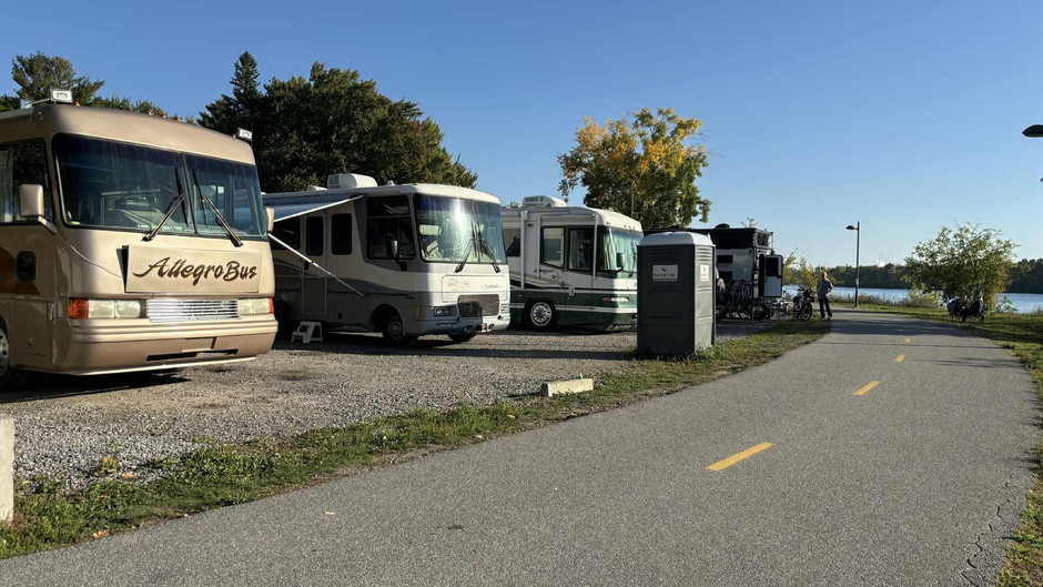  - Magazine Camping Caravaning