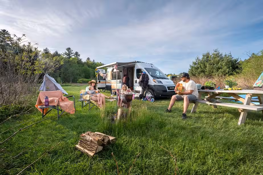- Camping Caravaning - Camping Caravaning