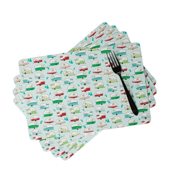 Ensemble de 4 napperons en vinyle souple - FQCC Ensemble de 4 napperons en vinyle souple - FQCC